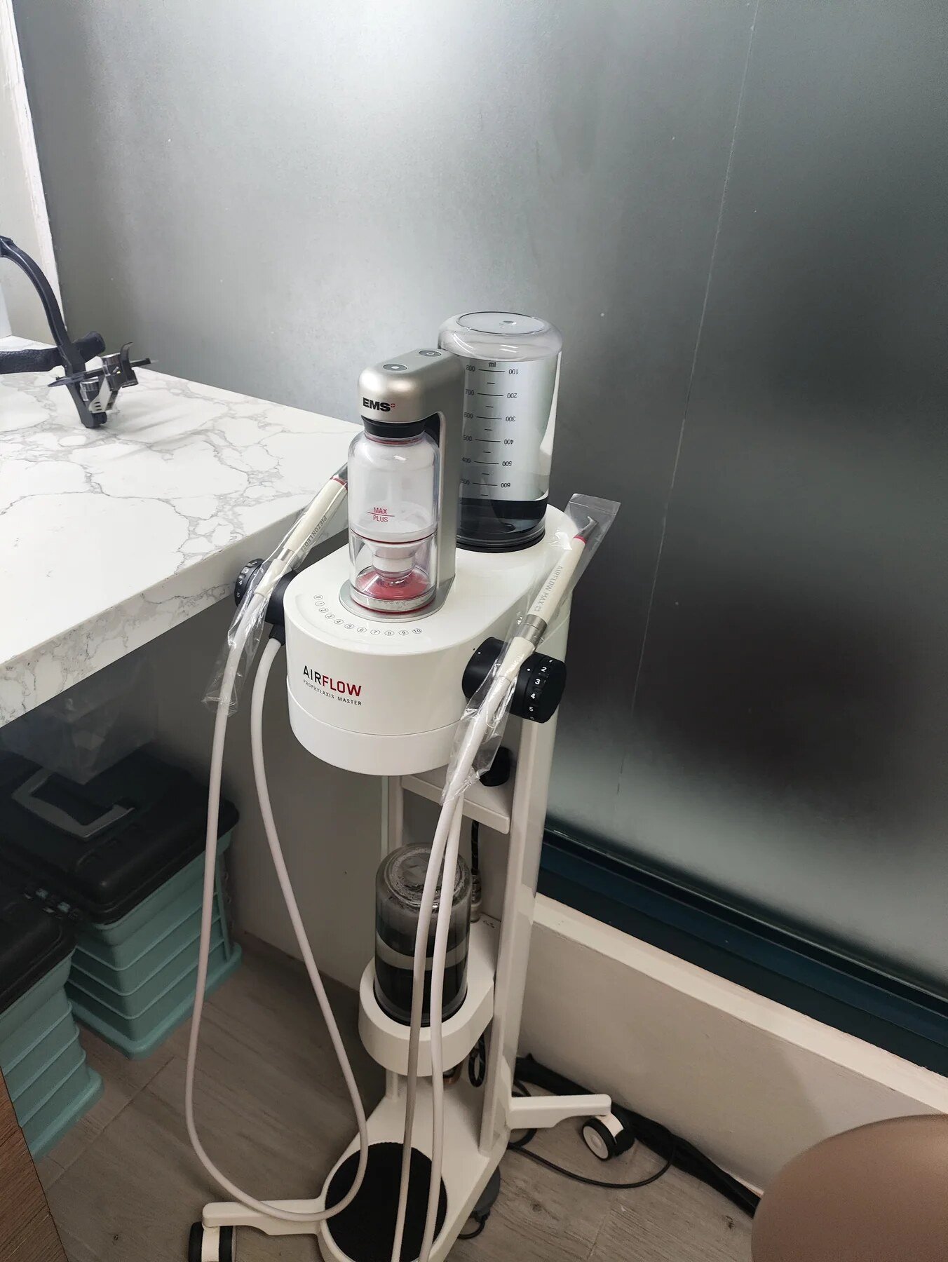 EMS AIRFLOW equipment setup in a clinic